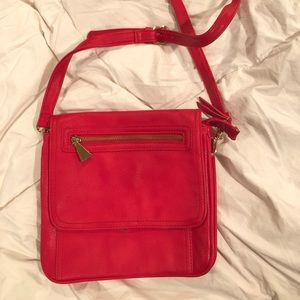 Red Liz Claiborne crossbody purse